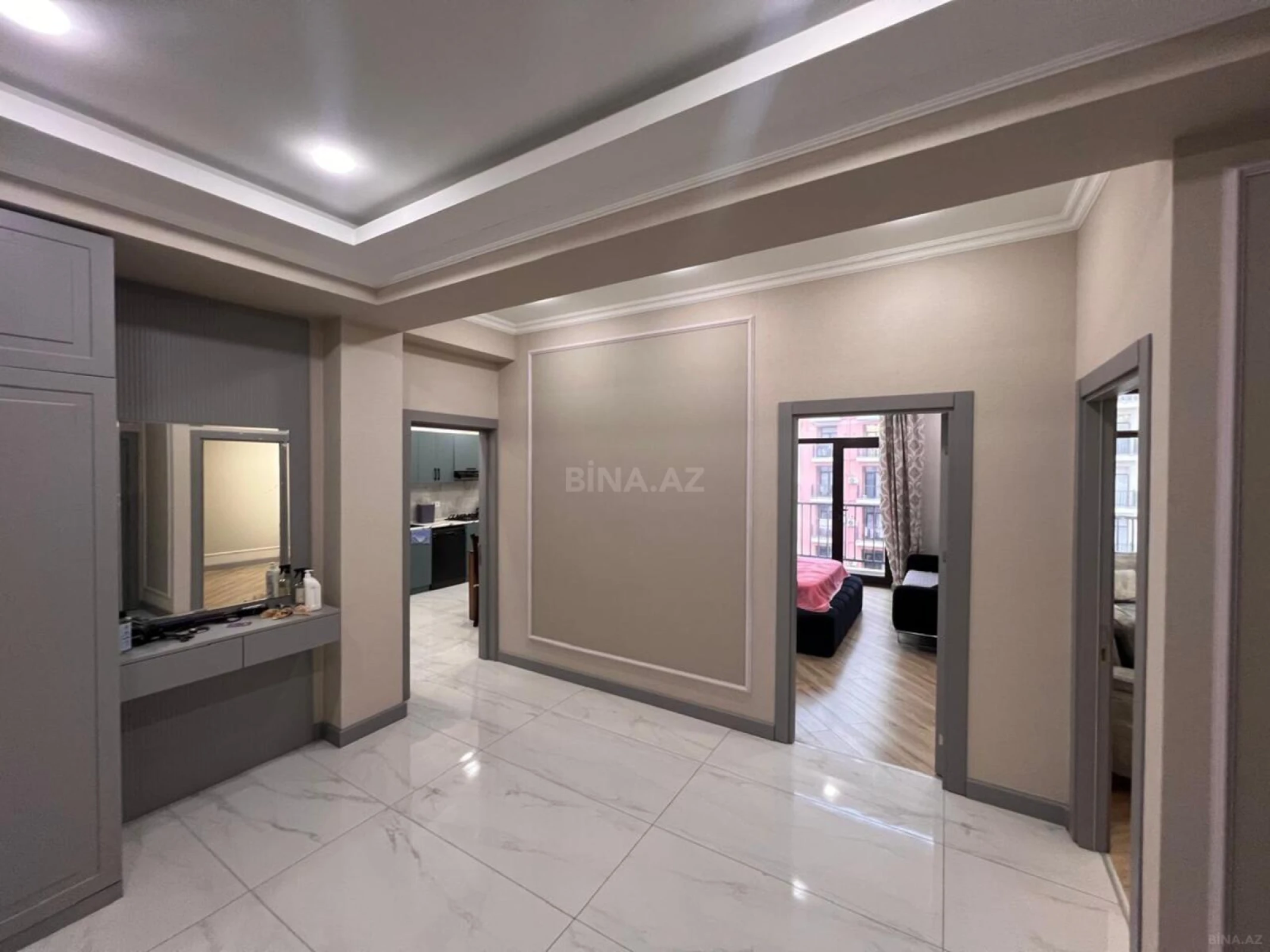 Kirayə verilir 2 otaqlı mənzil 85 m²