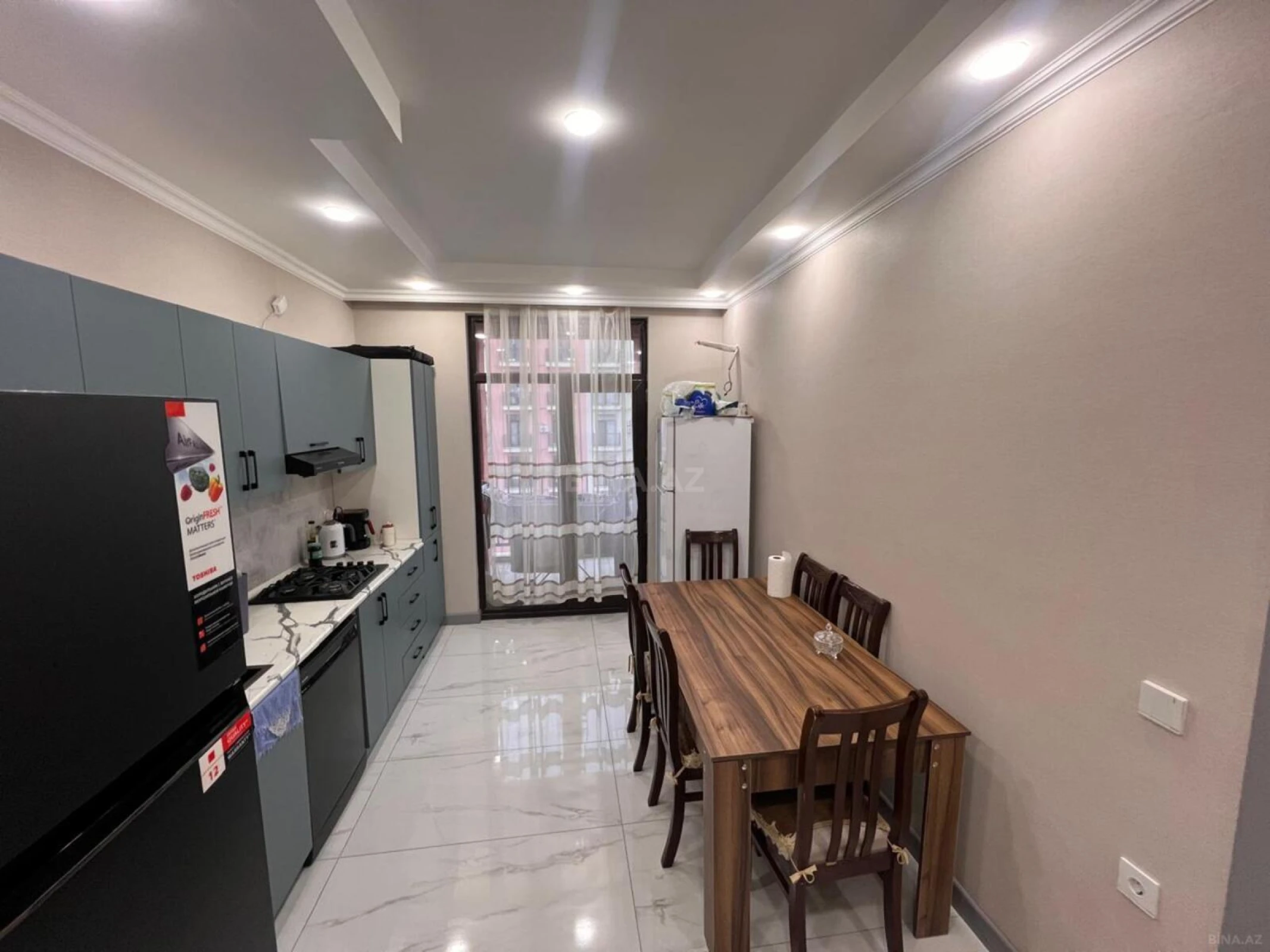 Kirayə verilir 2 otaqlı mənzil 85 m²