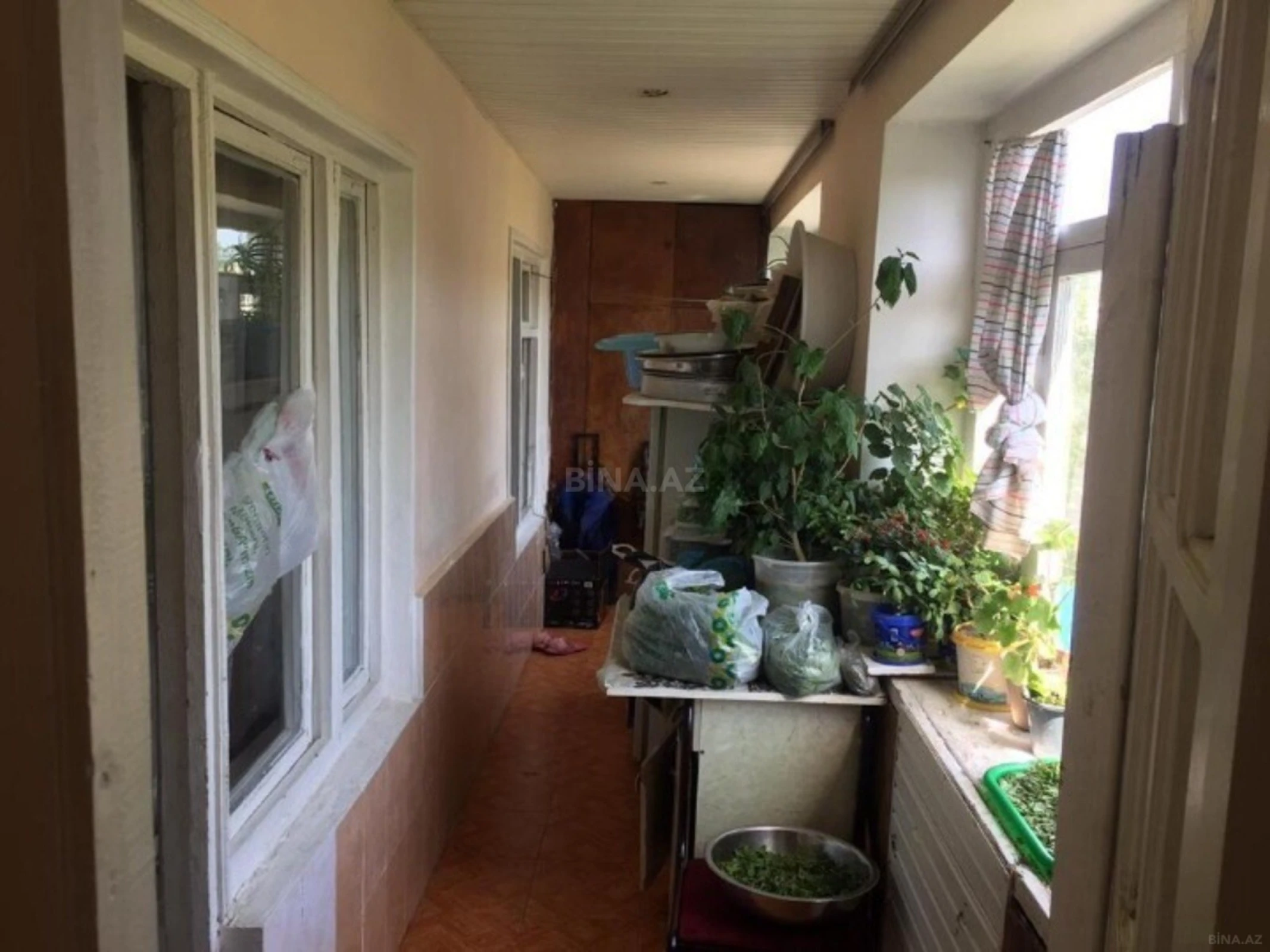 Satılır 5 otaqlı mənzil 120 m²