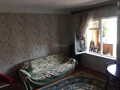 Satılır 5 otaqlı mənzil 120 m²