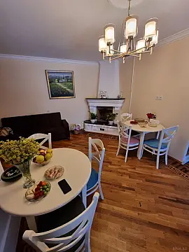 Kirayə verilir 5 otaqlı mənzil 300 m² — Bakı, Nizami 5 otaq 300.00 m²