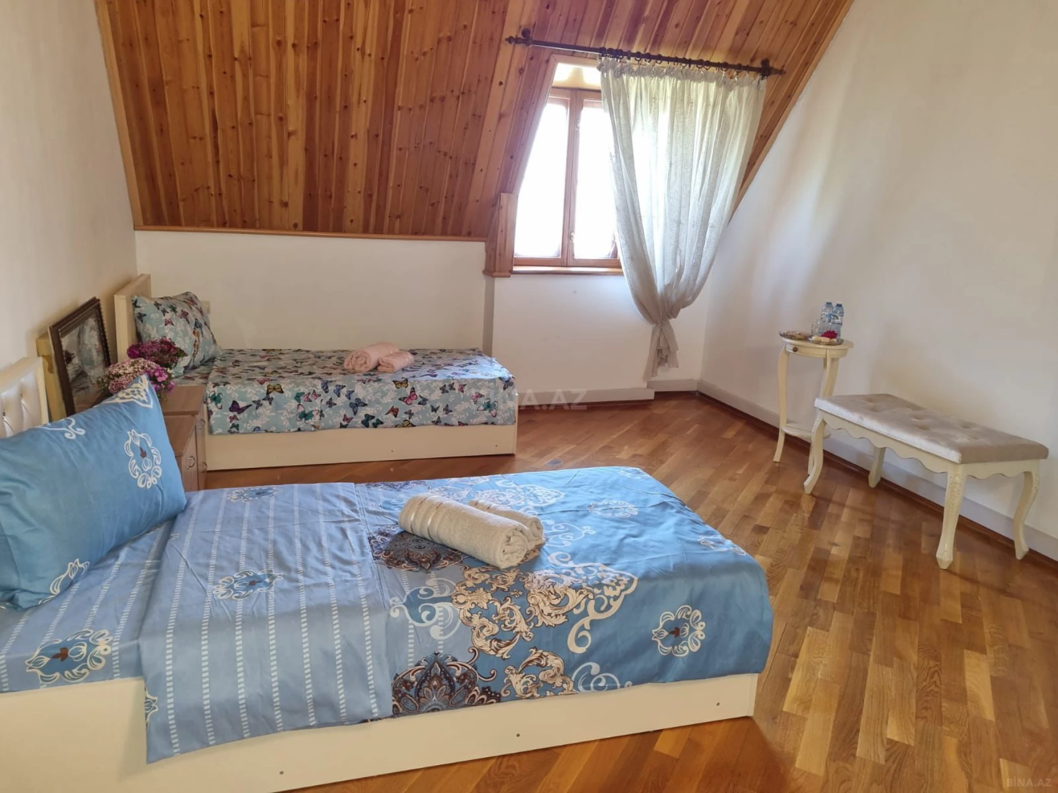 Kirayə verilir 5 otaqlı mənzil 300 m²