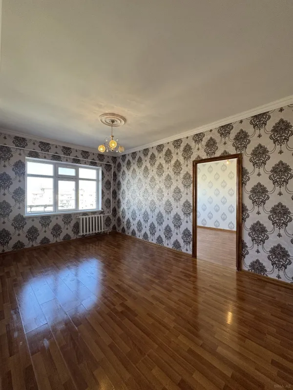 Satılır 4 otaqlı mənzil 100 m²