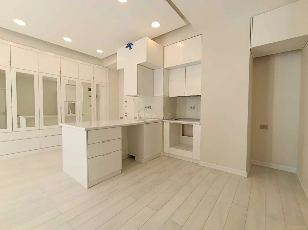 Satılır 2 otaqlı mənzil 65 m²