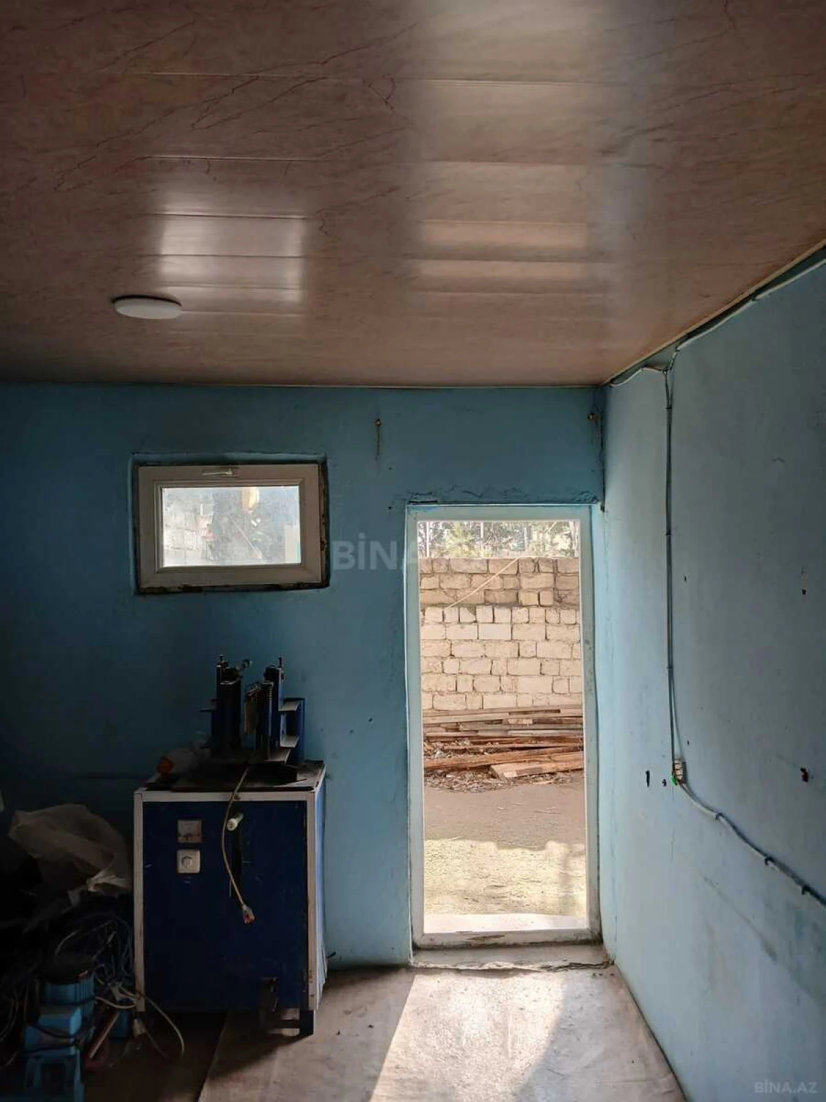 Satılır obyekt 155 m²