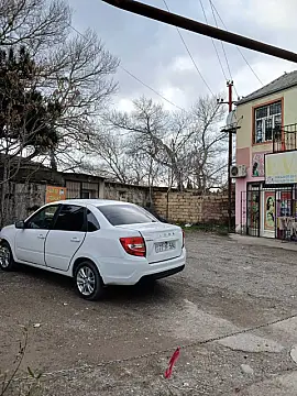 Satılır obyekt 155 m²