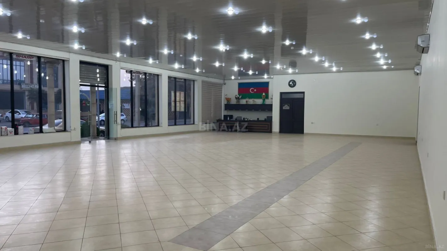 Satılır obyekt 500 m²