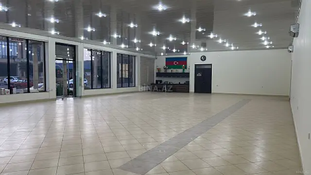 Satılır obyekt 500 m²