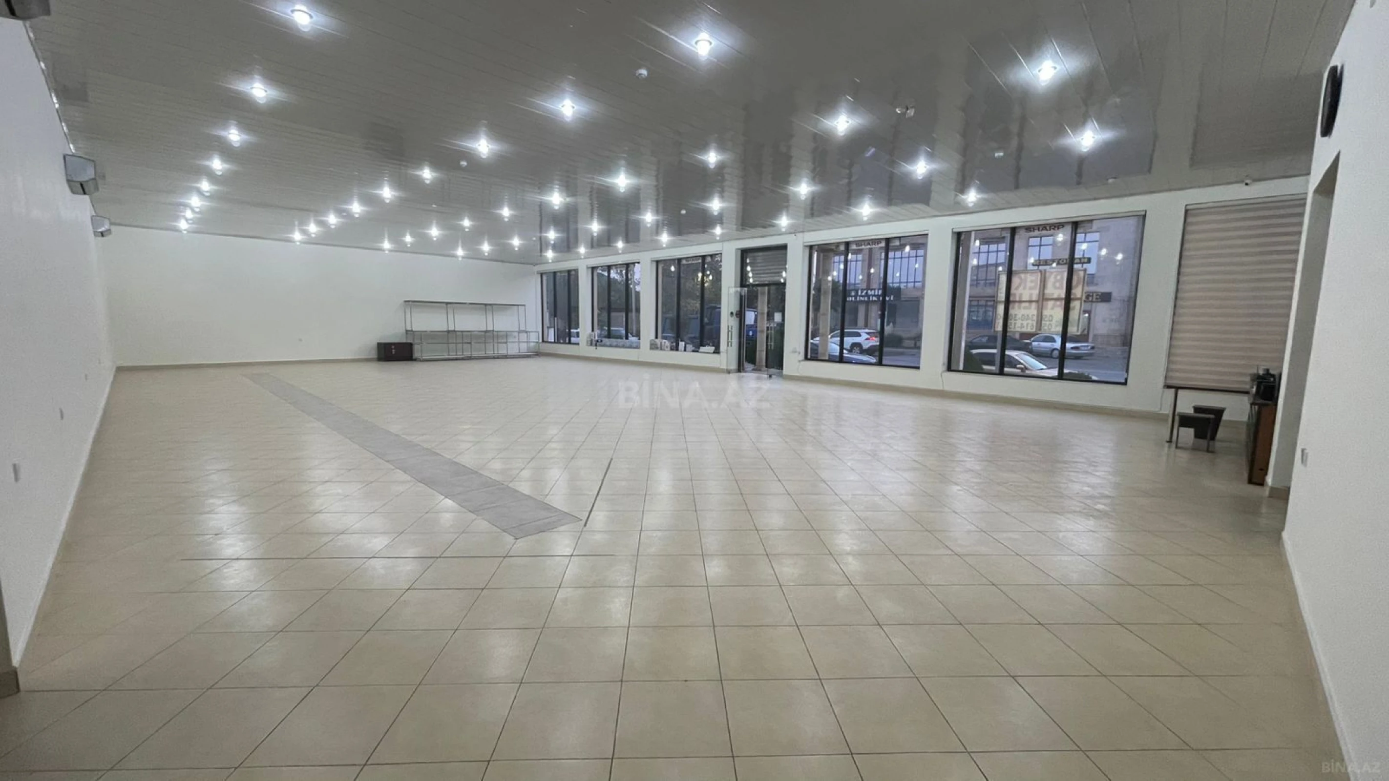 Satılır obyekt 500 m²