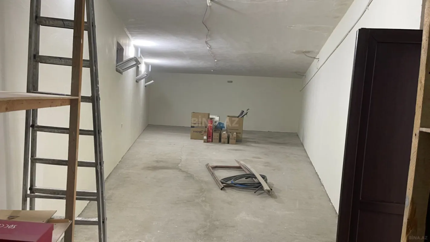 Satılır obyekt 500 m²