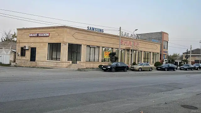 Satılır obyekt 500 m² — Yevlax 500.00 m²