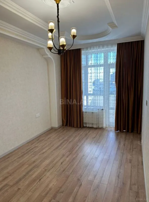Satılır 3 otaqlı mənzil 90 m²