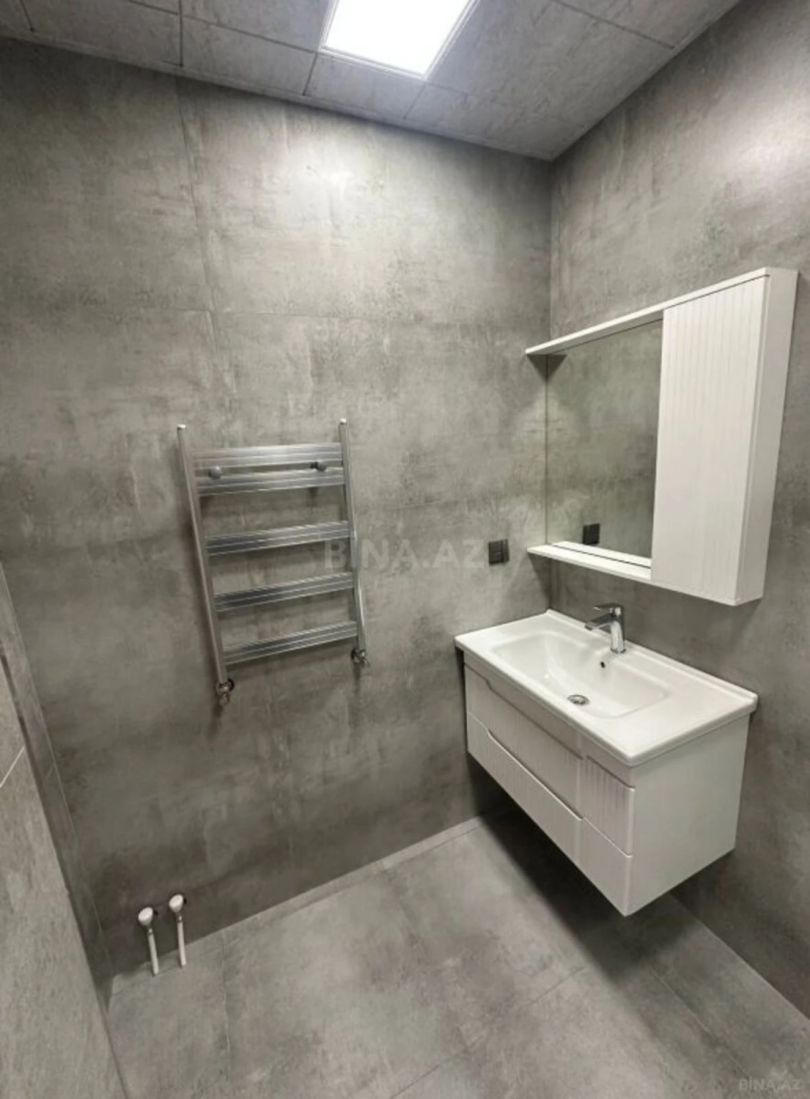 Satılır 3 otaqlı mənzil 90 m²