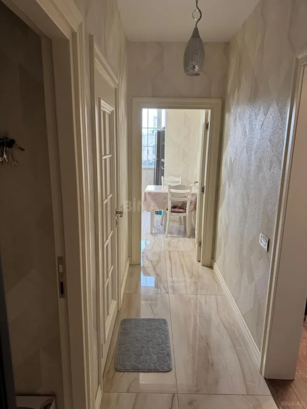 Satılır 2 otaqlı mənzil 60 m²