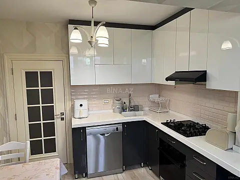 Satılır 2 otaqlı mənzil 60 m²