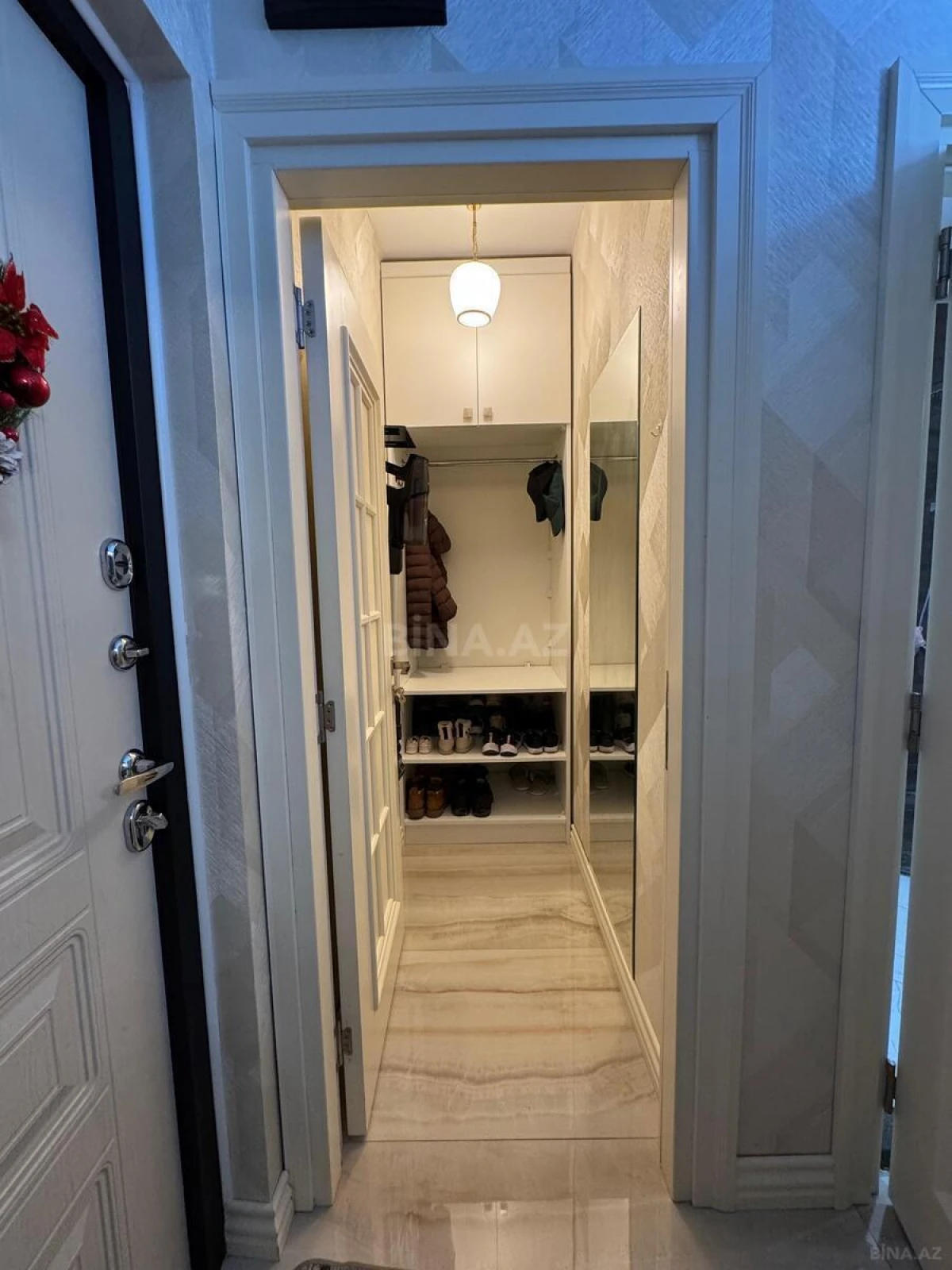 Satılır 2 otaqlı mənzil 60 m²