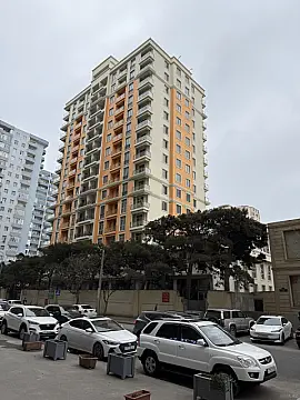 Satılır 3 otaqlı mənzil 120 m²