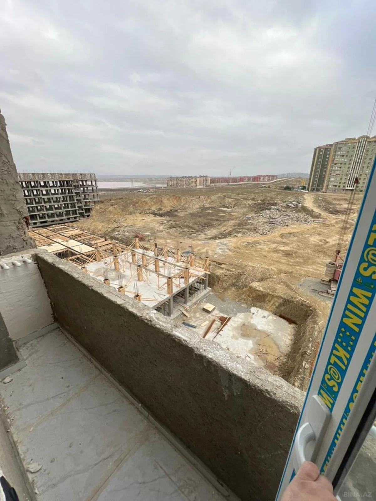 Satılır 3 otaqlı mənzil 57 m²