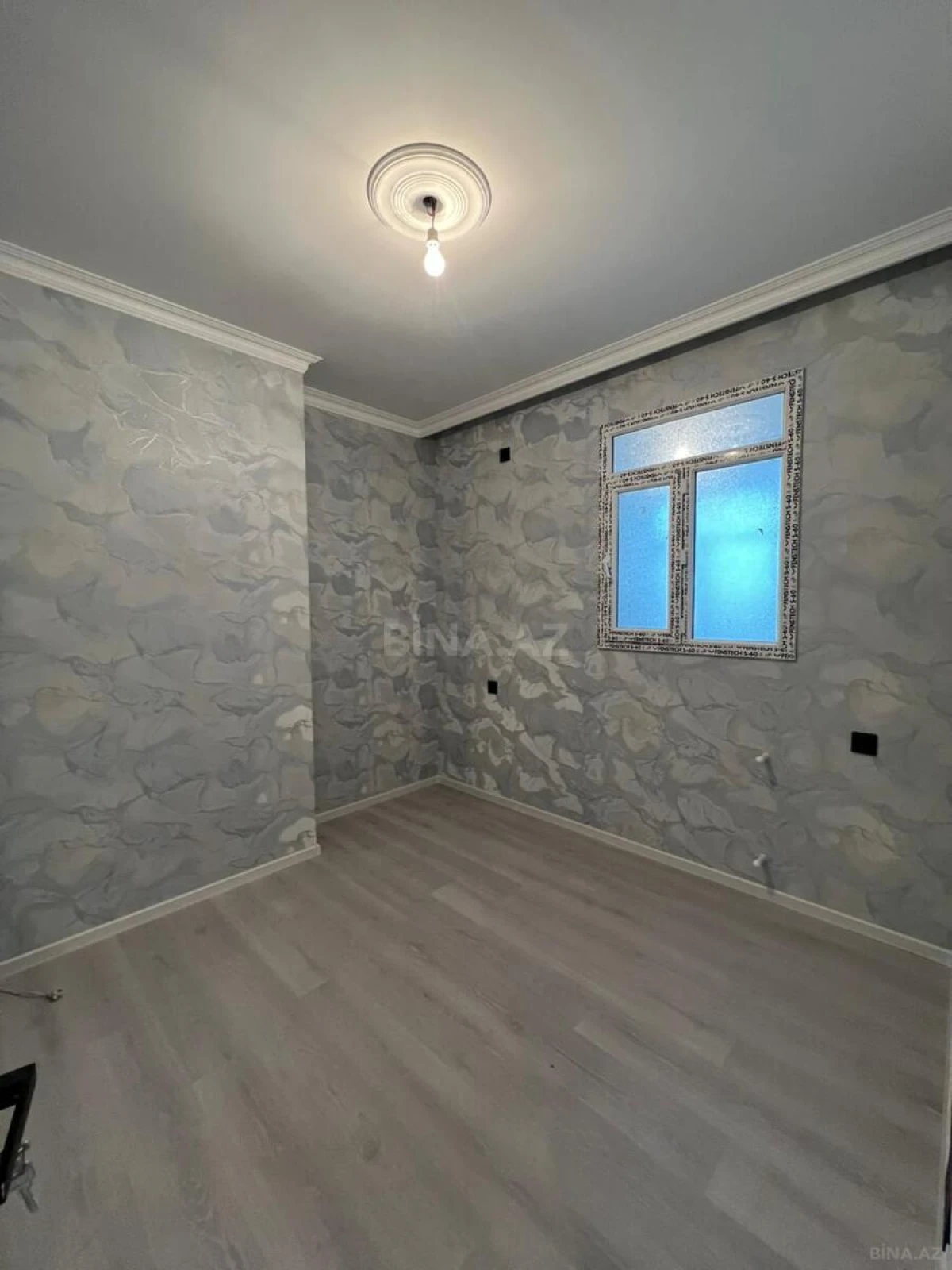 Satılır 3 otaqlı mənzil 57 m²