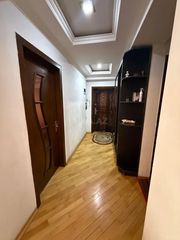 Satılır 3 otaqlı mənzil 110 m²