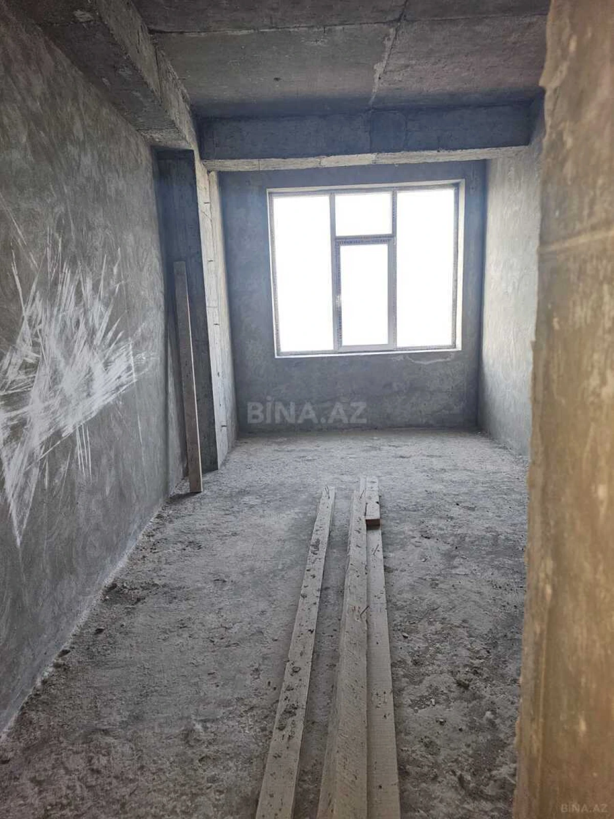 Satılır 3 otaqlı mənzil 139 m²