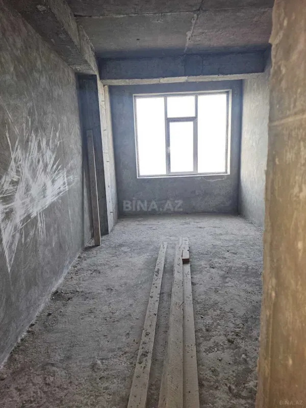 Satılır 3 otaqlı mənzil 139 m²
