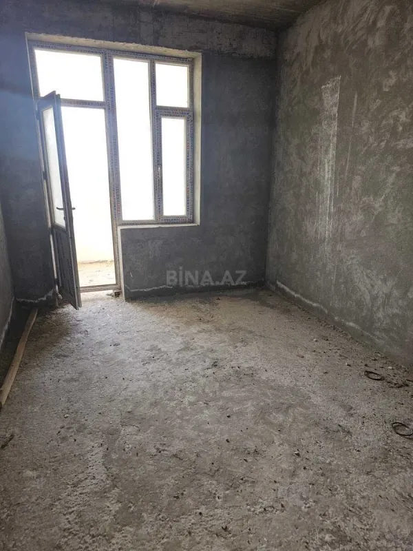 Satılır 3 otaqlı mənzil 139 m²