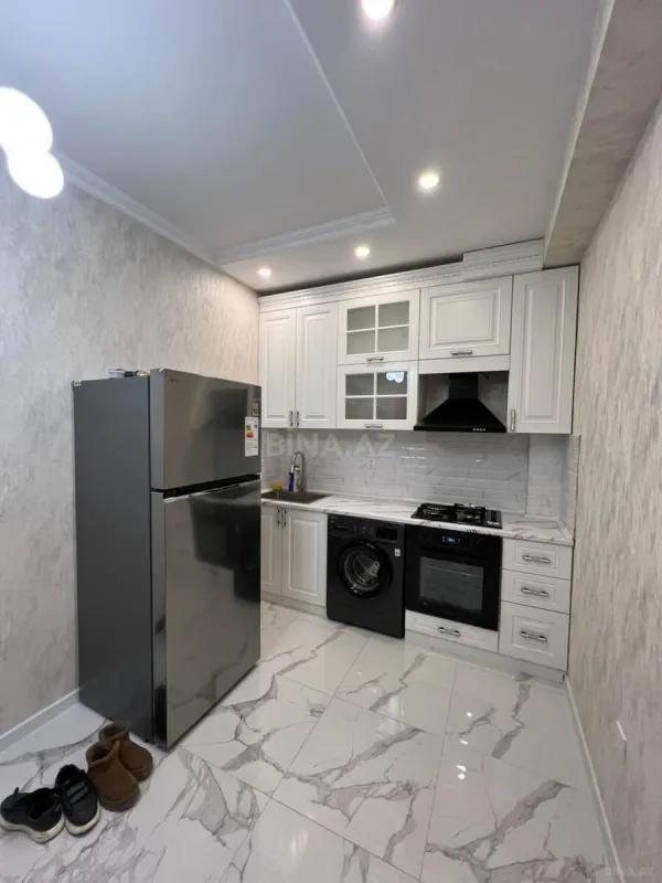 Kirayə verilir 2 otaqlı mənzil 70 m²