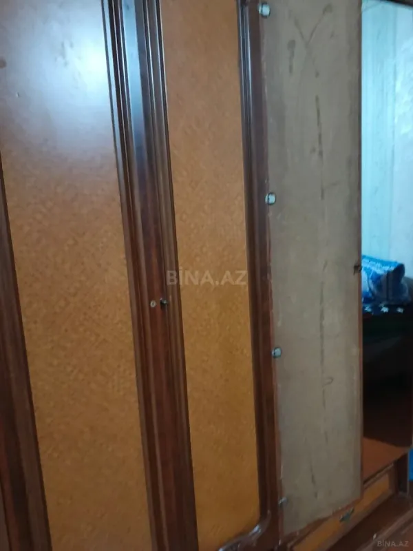 Satılır 5 otaqlı həyət evi 300 m²