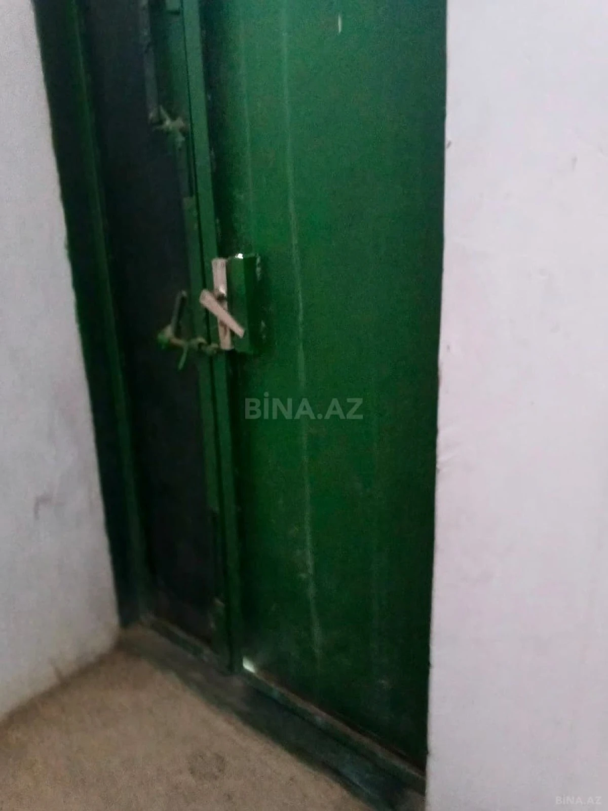 Satılır 5 otaqlı həyət evi 300 m²