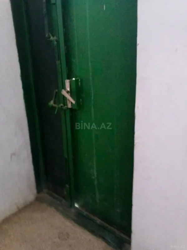 Satılır 5 otaqlı həyət evi 300 m²