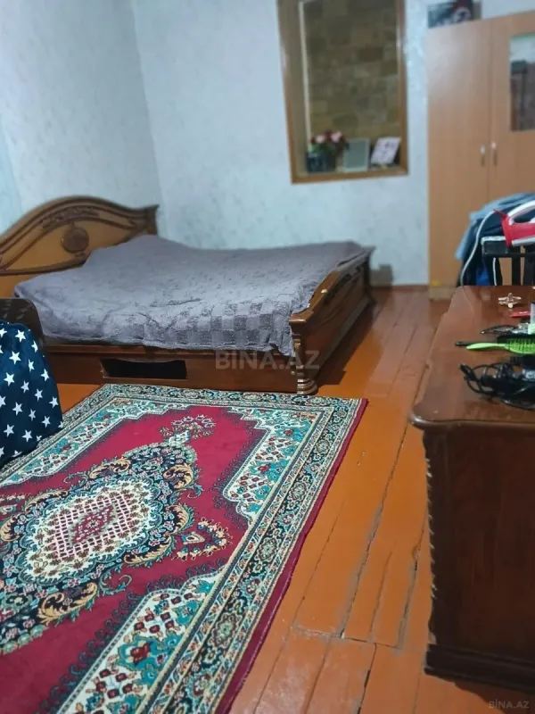 Satılır 5 otaqlı həyət evi 300 m²