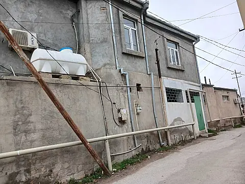 Satılır 5 otaqlı həyət evi 300 m² — Bakı, Binəqədi 5 otaq 300.00 m²