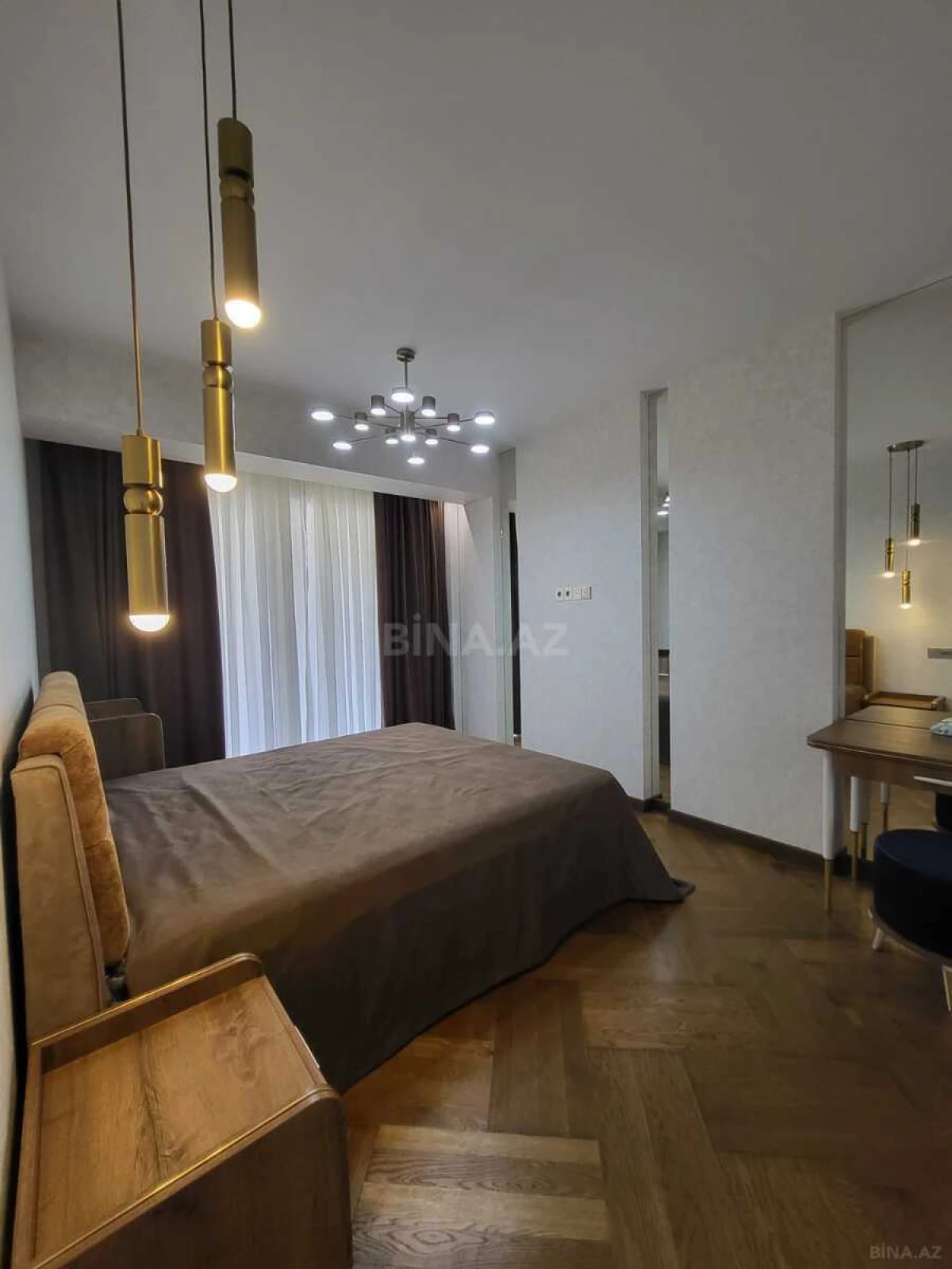 Kirayə verilir 3 otaqlı mənzil 98 m²