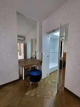 Kirayə verilir 3 otaqlı mənzil 98 m²