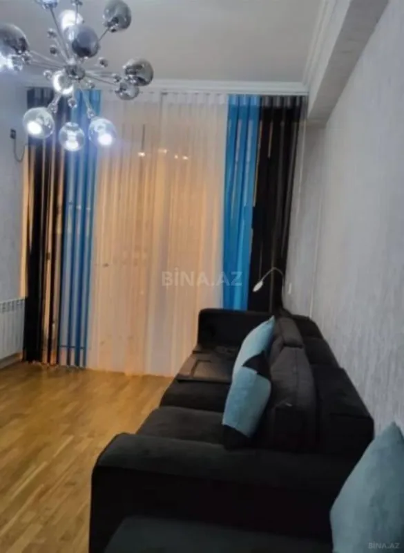 Kirayə verilir 2 otaqlı mənzil 65 m²
