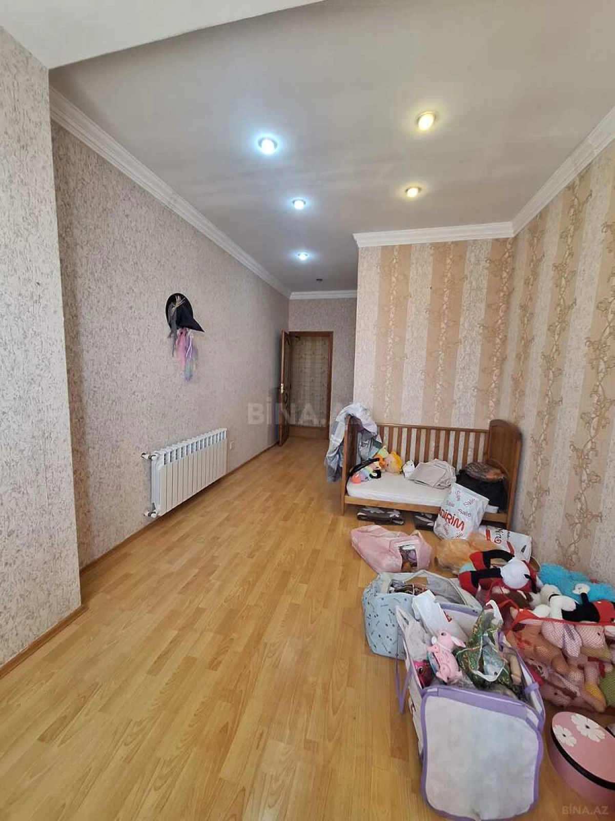 Satılır 2 otaqlı mənzil 60 m²