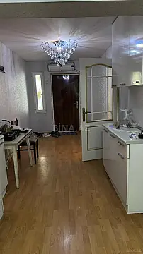 Satılır 3 otaqlı mənzil 132 m²