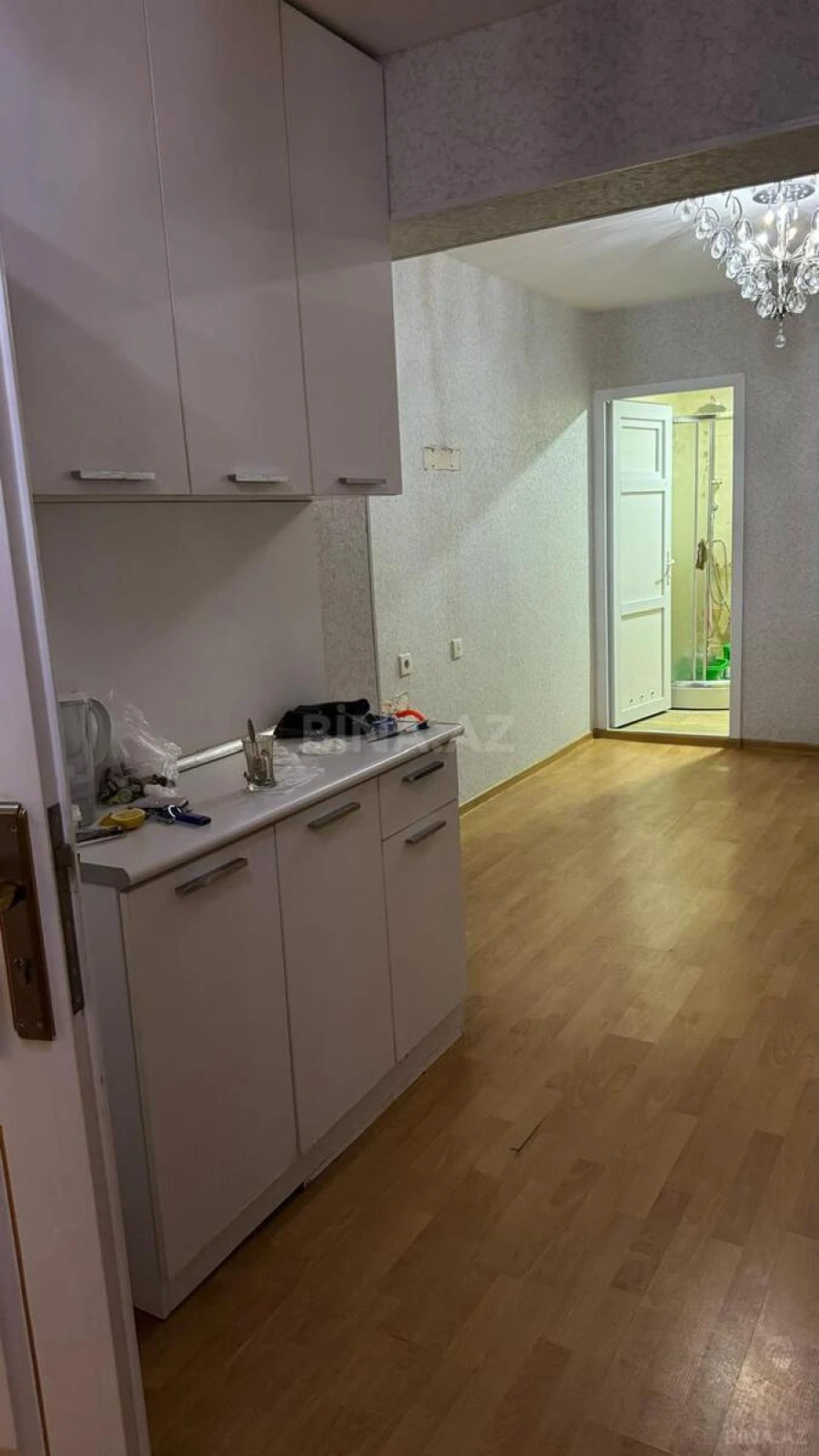 Satılır 3 otaqlı mənzil 132 m²