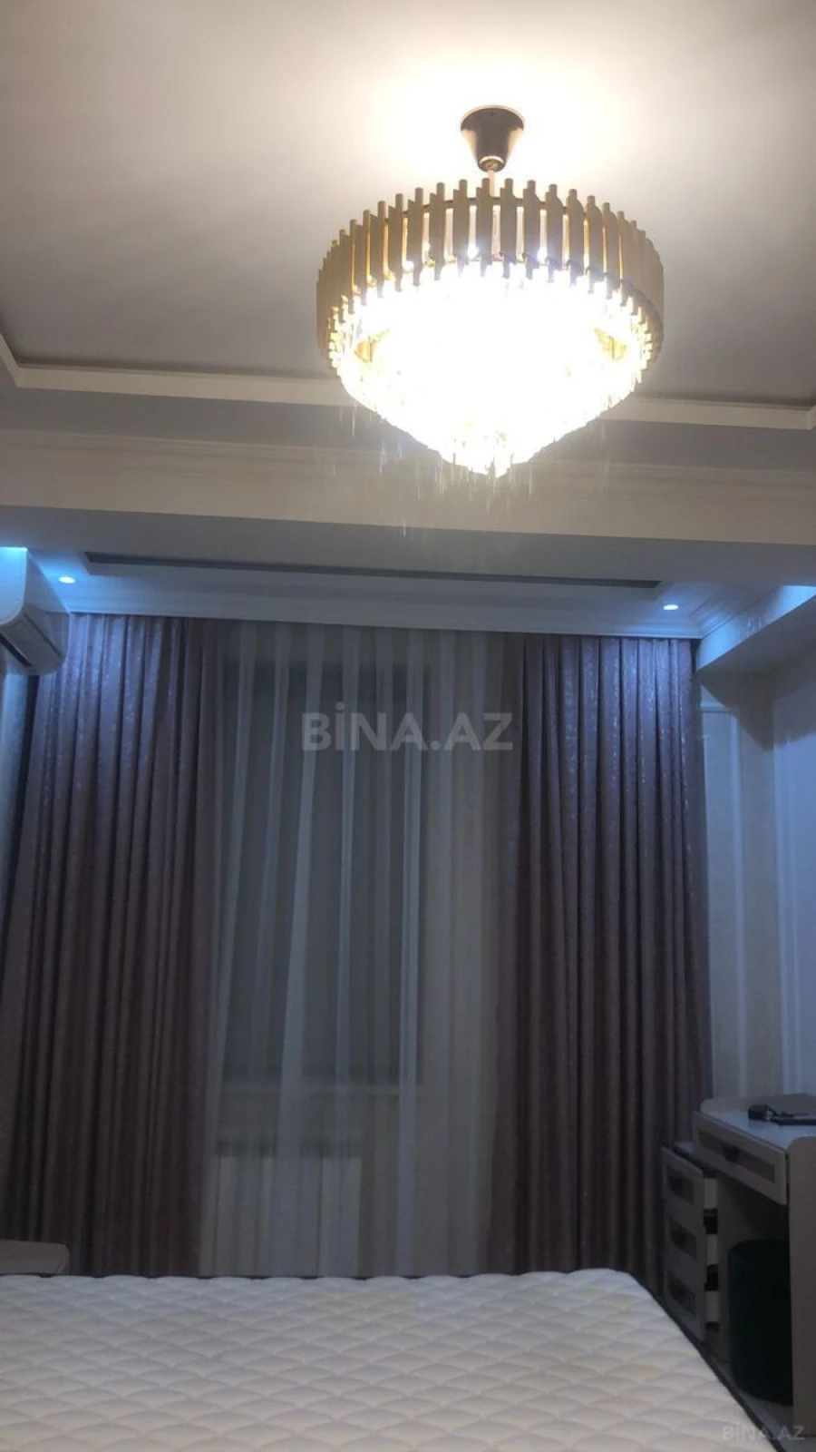 Satılır 3 otaqlı mənzil 100 m²