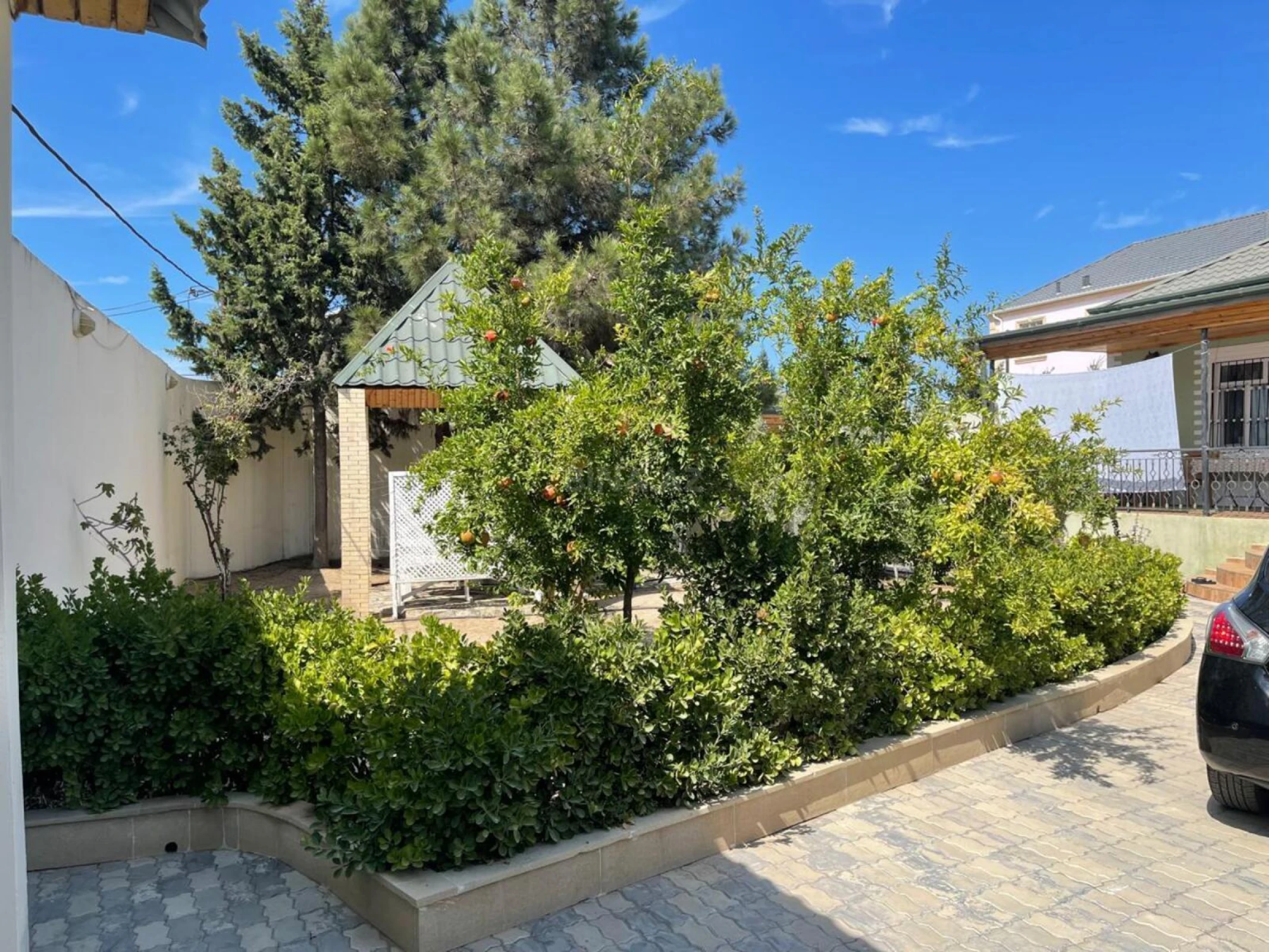 Satılır 3 otaqlı həyət evi 140 m²