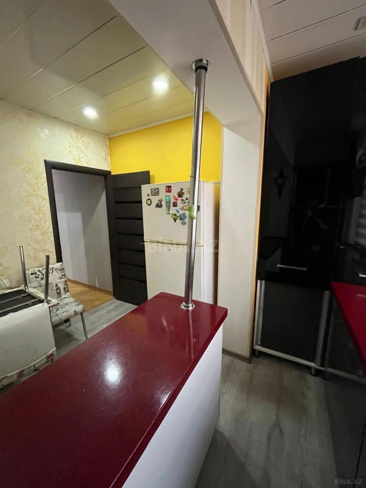 Satılır 5 otaqlı mənzil 200 m²