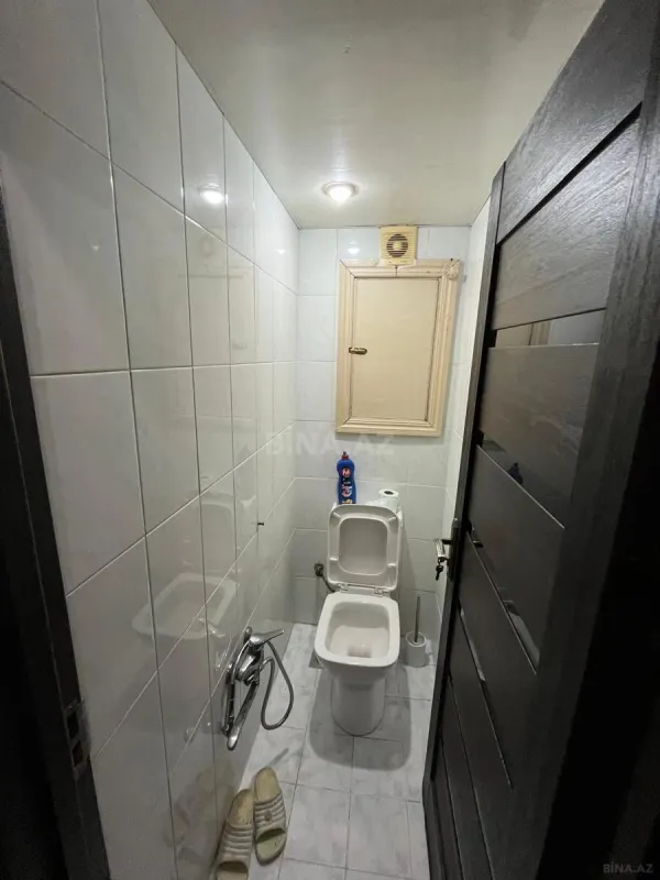 Satılır 5 otaqlı mənzil 200 m²