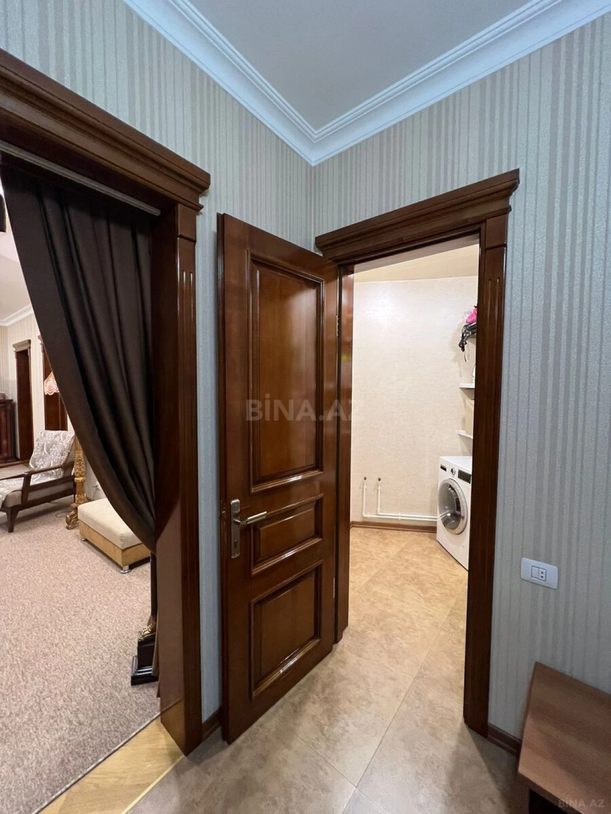 Kirayə verilir 3 otaqlı mənzil 150 m²