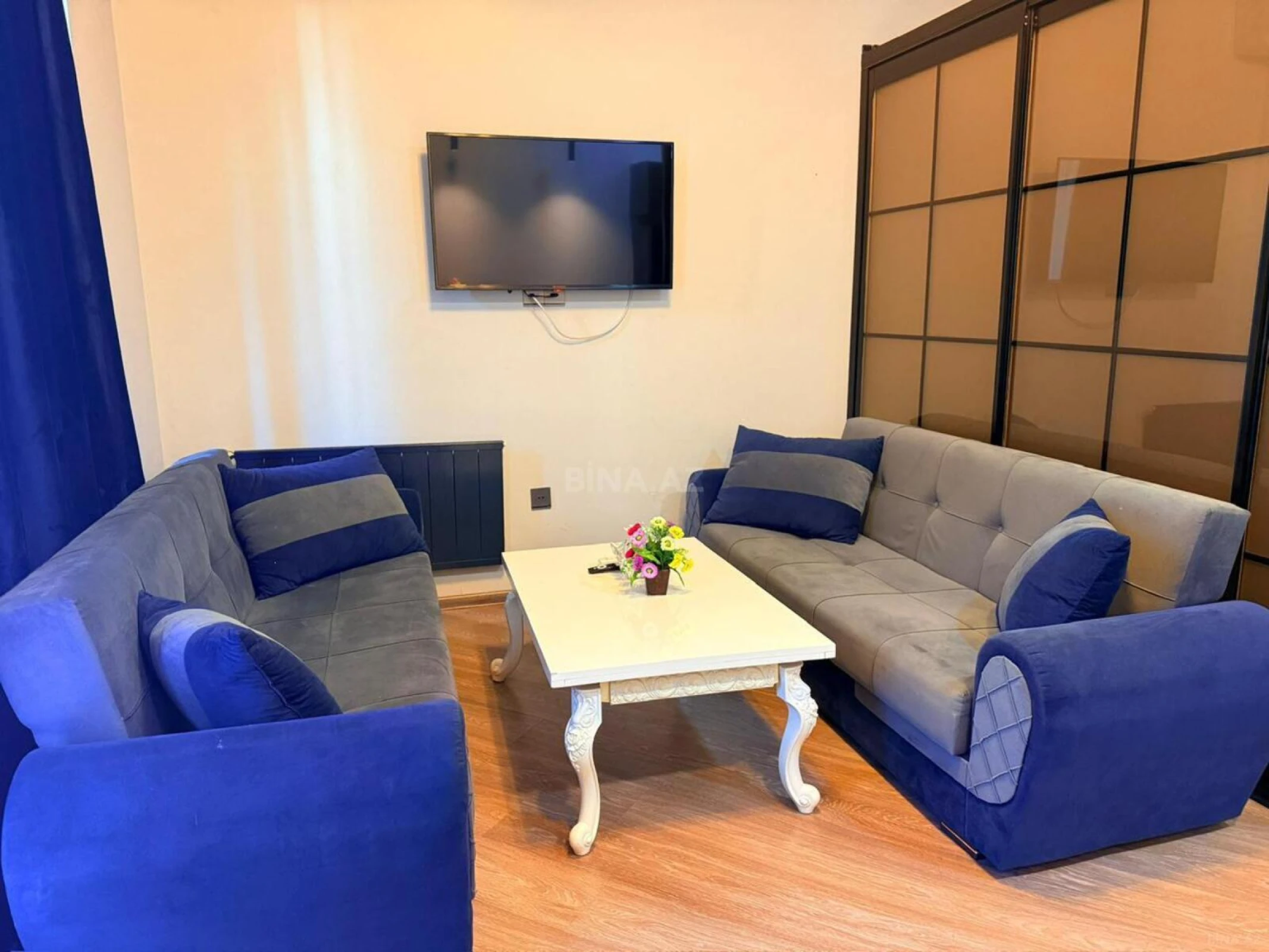 Kirayə verilir 1 otaqlı mənzil 60 m²