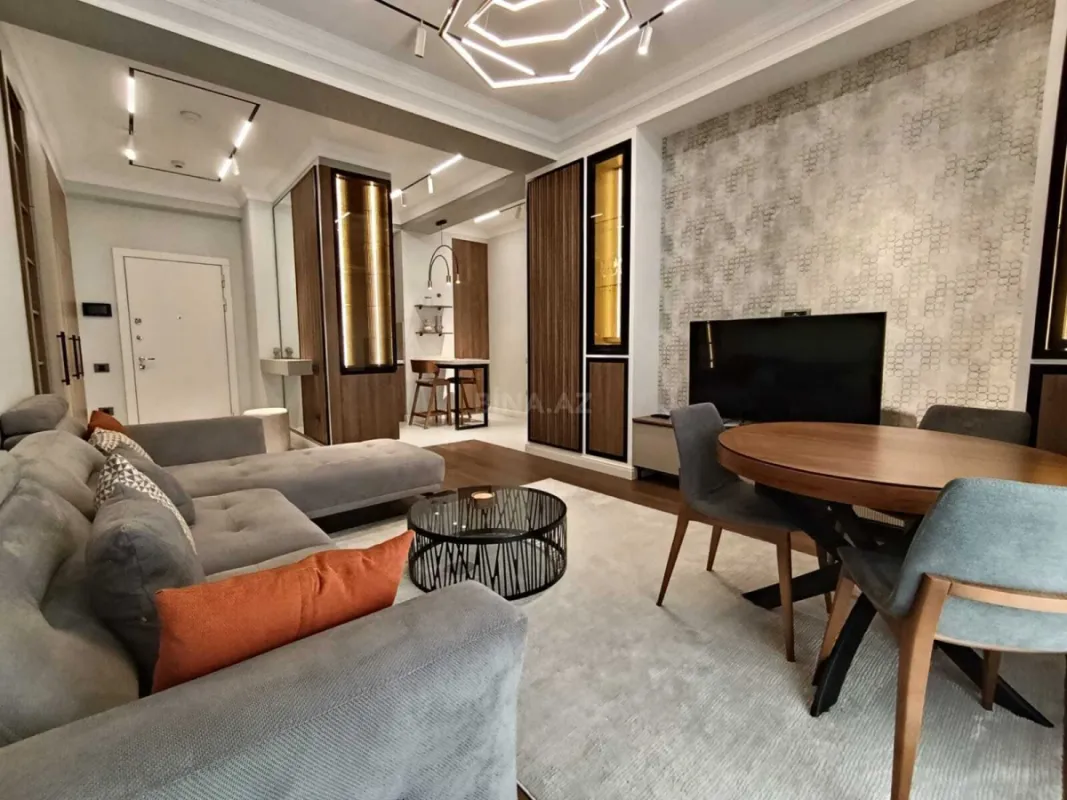 Satılır 2 otaqlı mənzil 65 m²