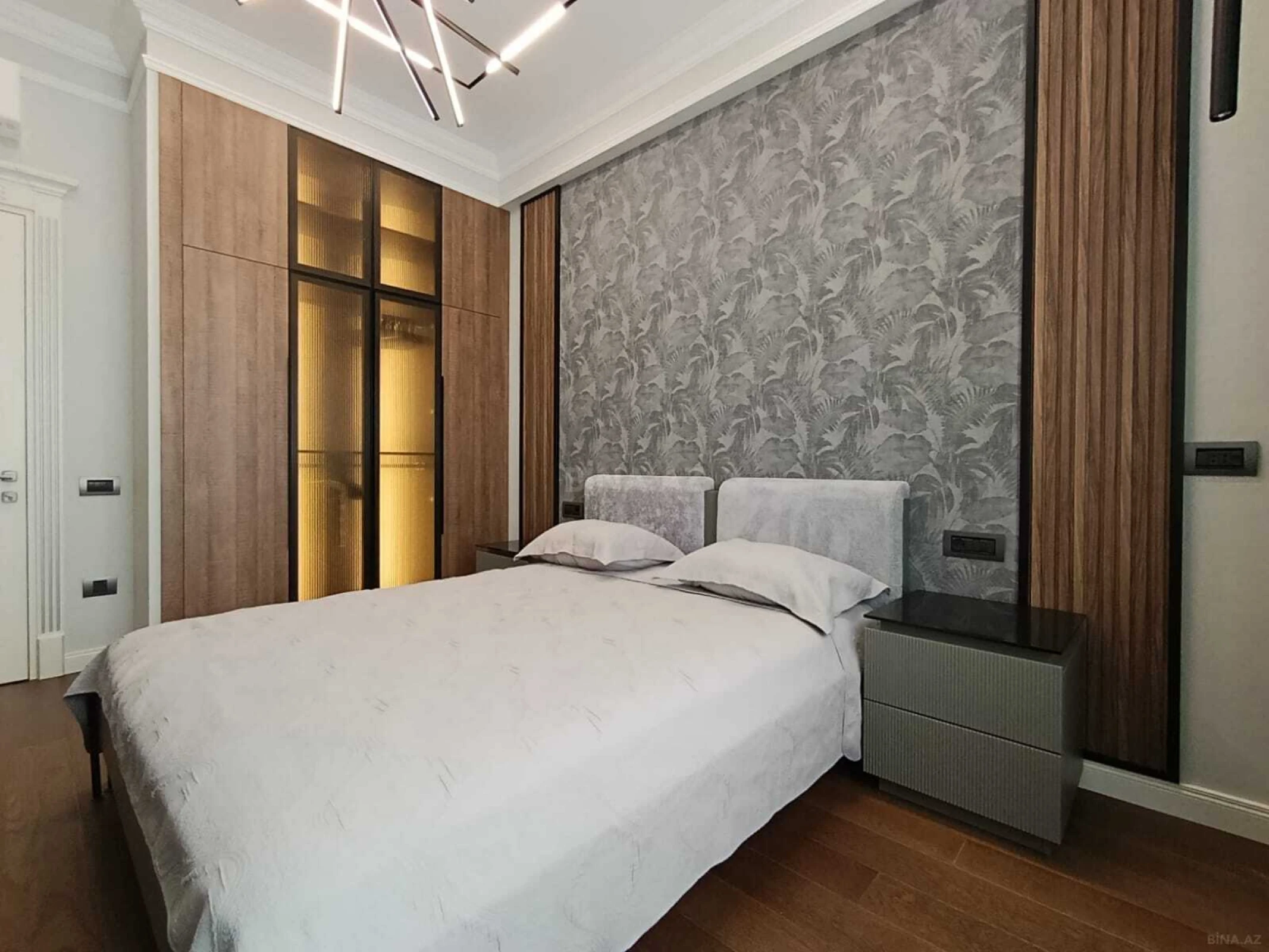 Satılır 2 otaqlı mənzil 65 m²