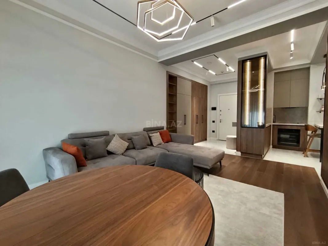 Satılır 2 otaqlı mənzil 65 m²