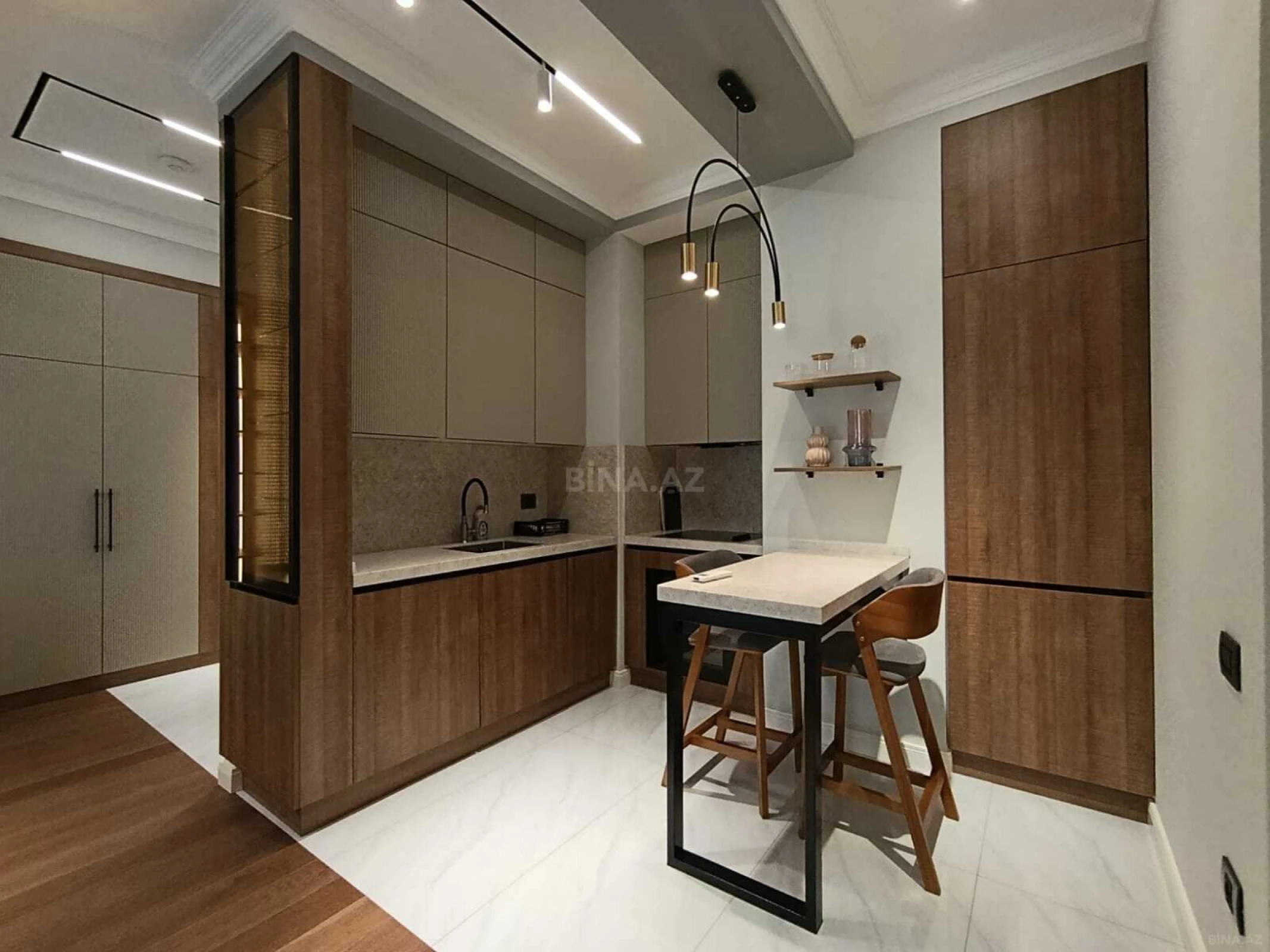 Satılır 2 otaqlı mənzil 65 m²