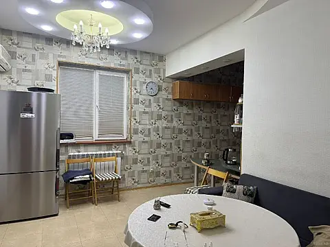 Satılır 3 otaqlı mənzil 110 m²